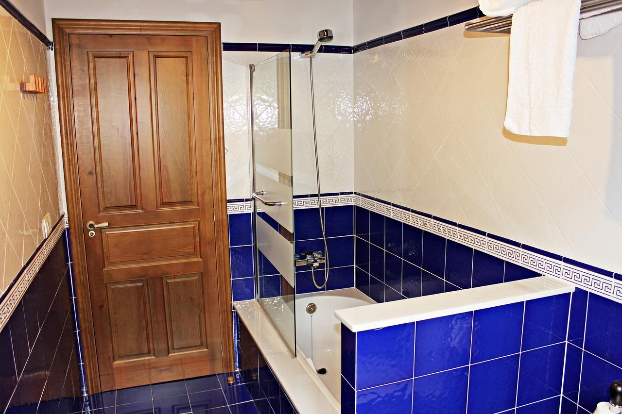 Apartamentos El Llago Boal Екстериор снимка